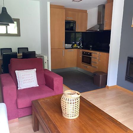 Apartament Hug Roger Valencia D'Aneu 外观 照片