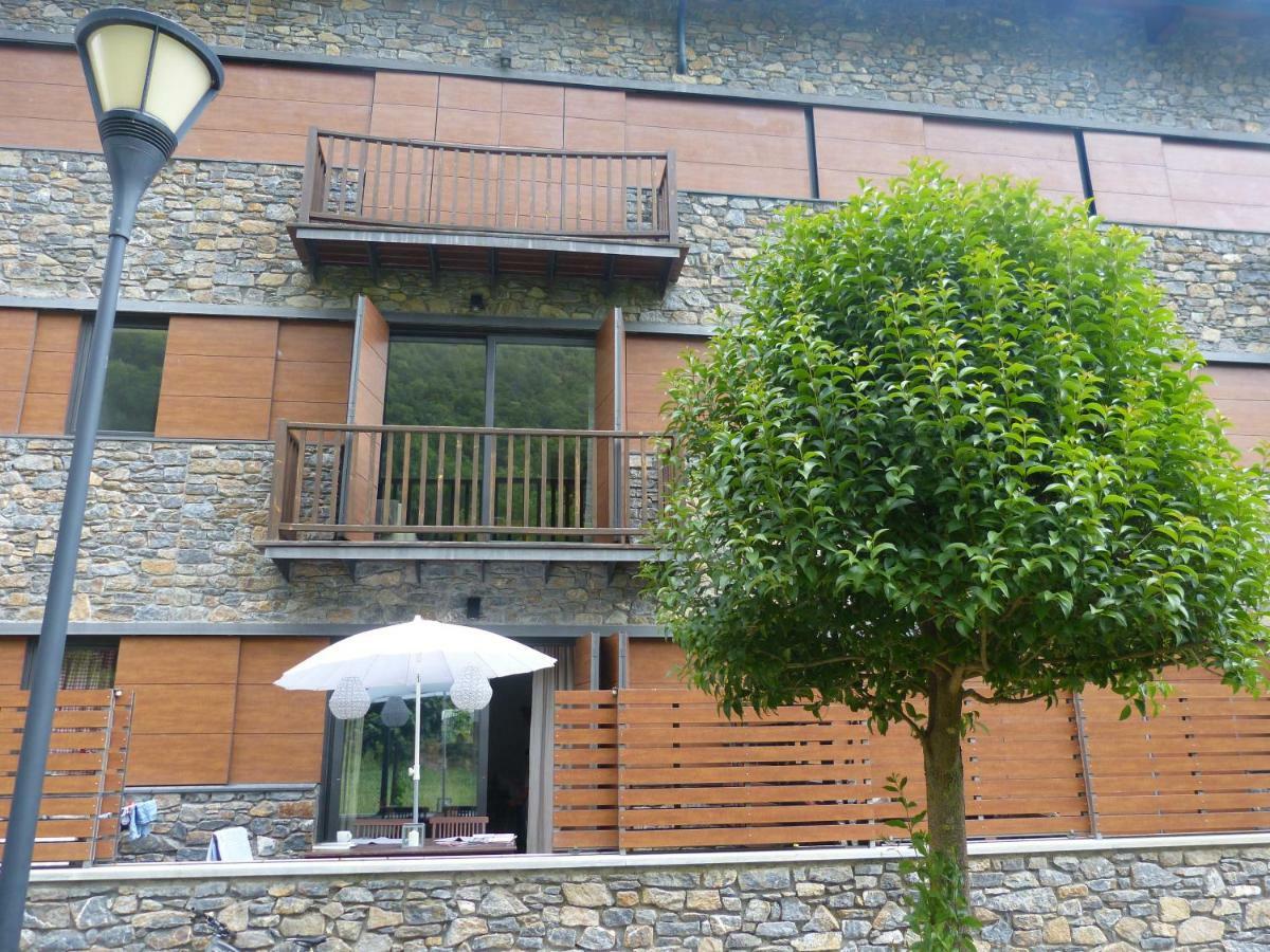 Apartament Hug Roger Valencia D'Aneu 外观 照片